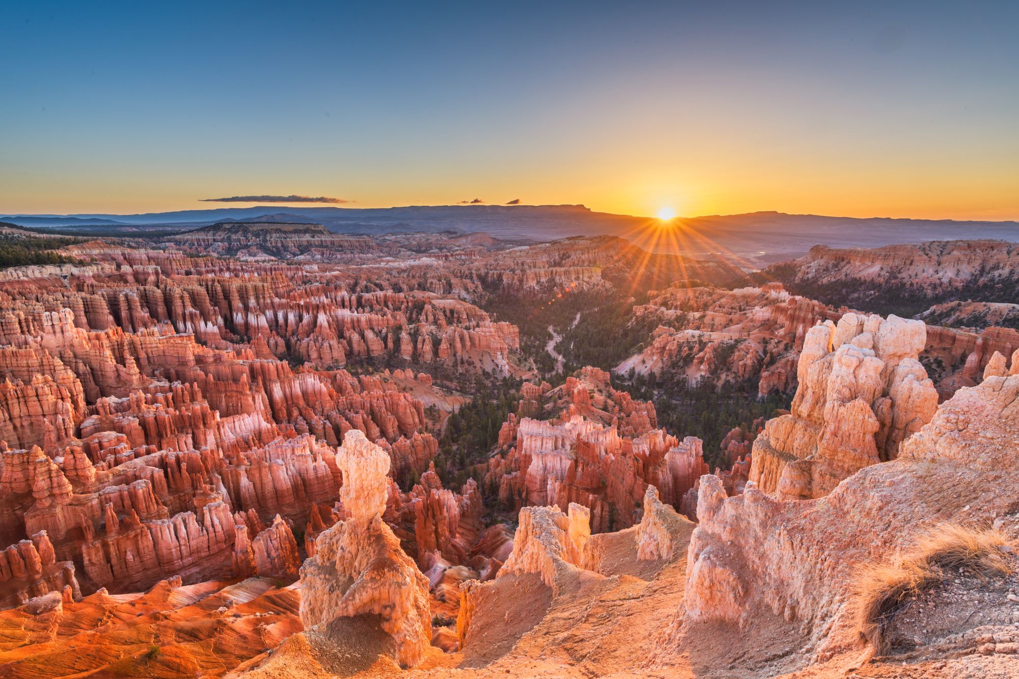 Sunrise at Bryce Canyon National Park.